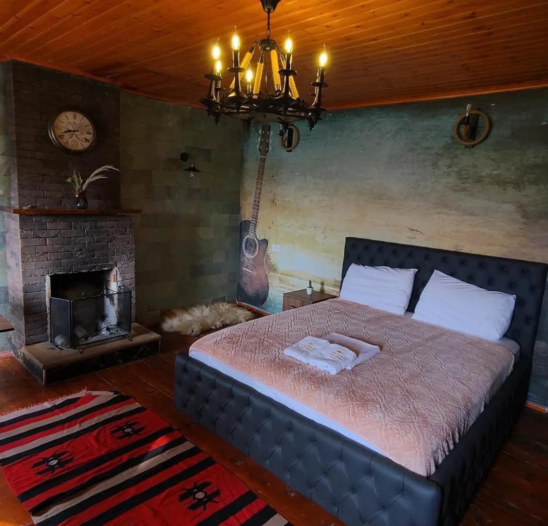 ****  Keshtjella Xhabeqos Hotel Laknas Albania