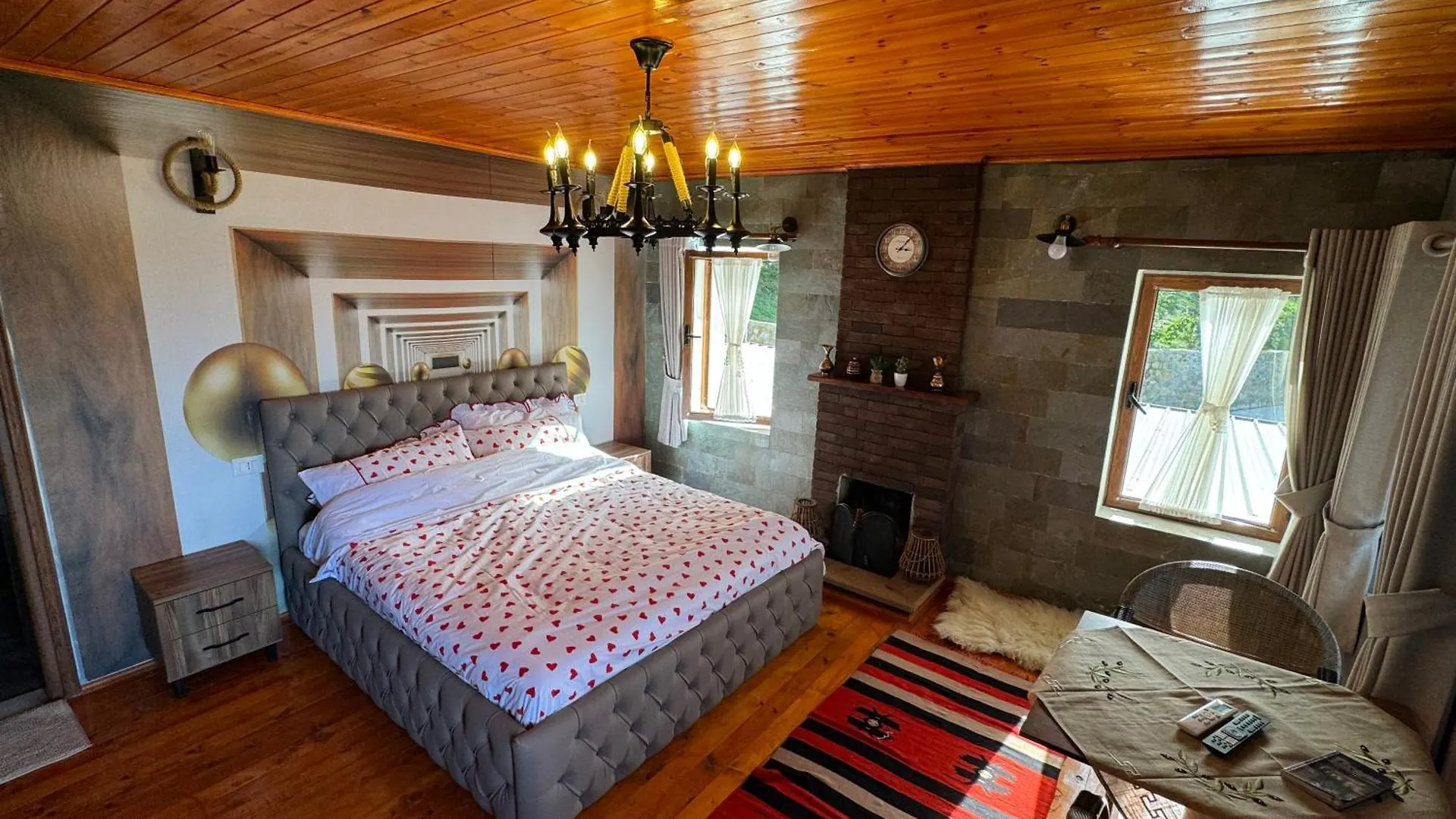 Keshtjella Xhabeqos Hotel Laknas