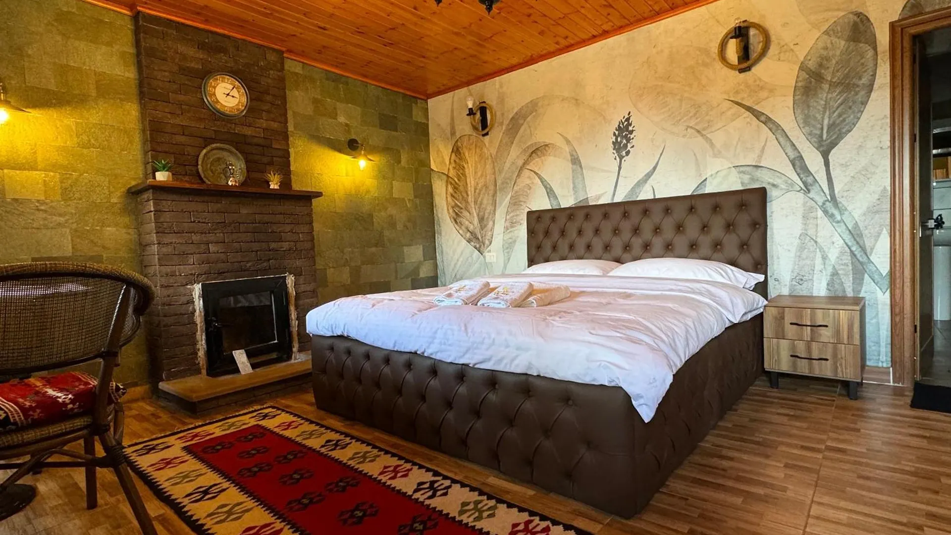 Keshtjella Xhabeqos Hotel Laknas Albania