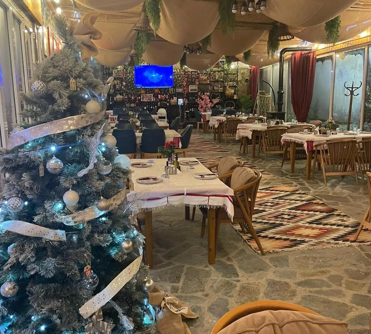 Keshtjella Xhabeqos Hotel Laknas Albania