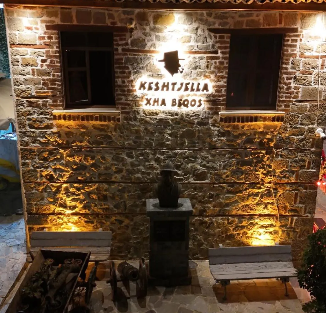 Keshtjella Xhabeqos Hotel Laknas